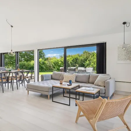 3 Bedroom Awesome In Humble
