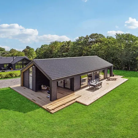 Holiday home 3 Bedroom Awesome In